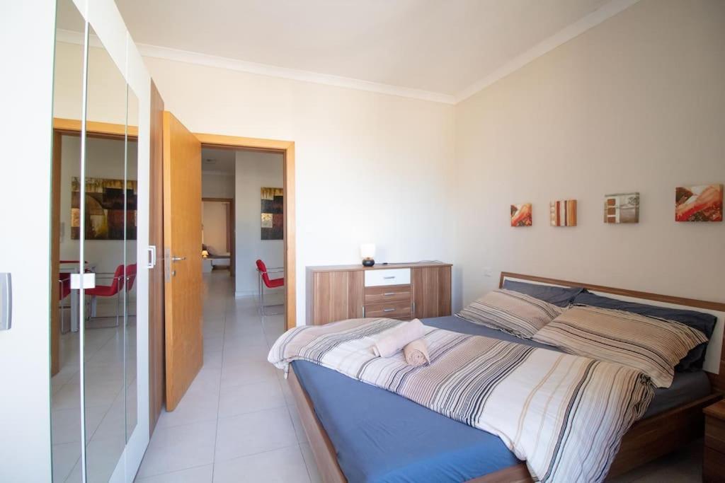 Apartment Modern In The Heart Of Maltese Nightlife *